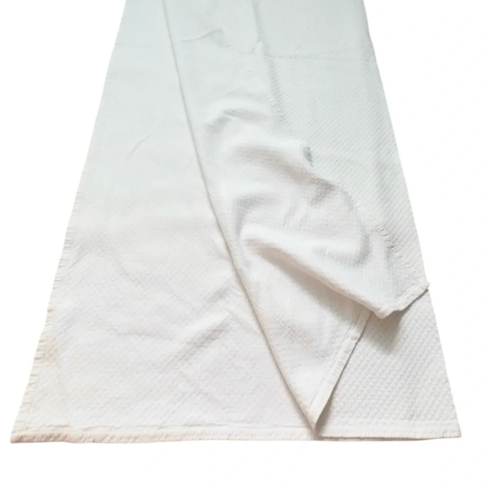 Restoration Hardware Matelasse White Quilted Cotton‎ Queen Bed Coverlet